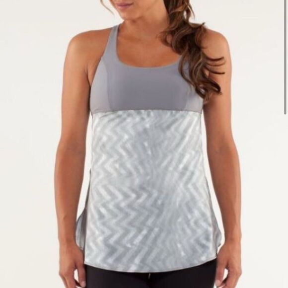 Lululemon Venus Tank Grey Women’s Size 10 - Picture 3 of 8